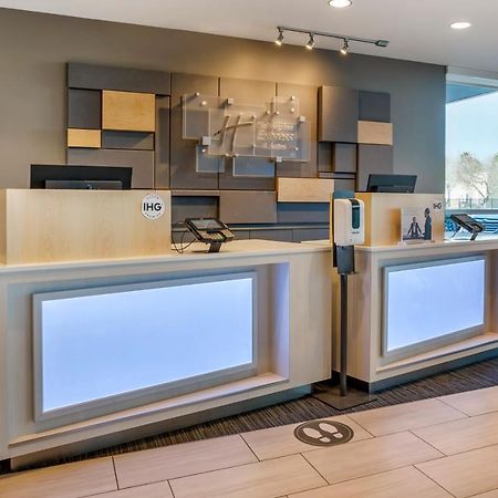 Holiday Inn Express & Suites - Phoenix Dwtn - State Capitol By Ihg Екстериор снимка