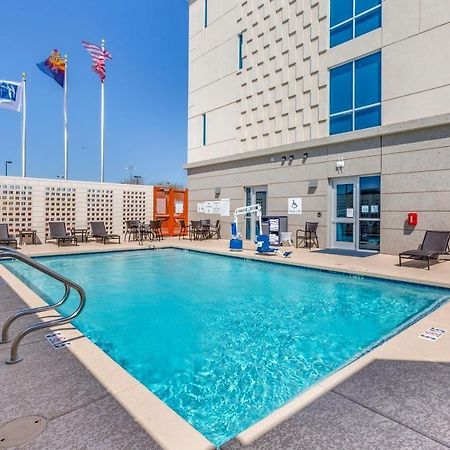 Holiday Inn Express & Suites - Phoenix Dwtn - State Capitol By Ihg Екстериор снимка