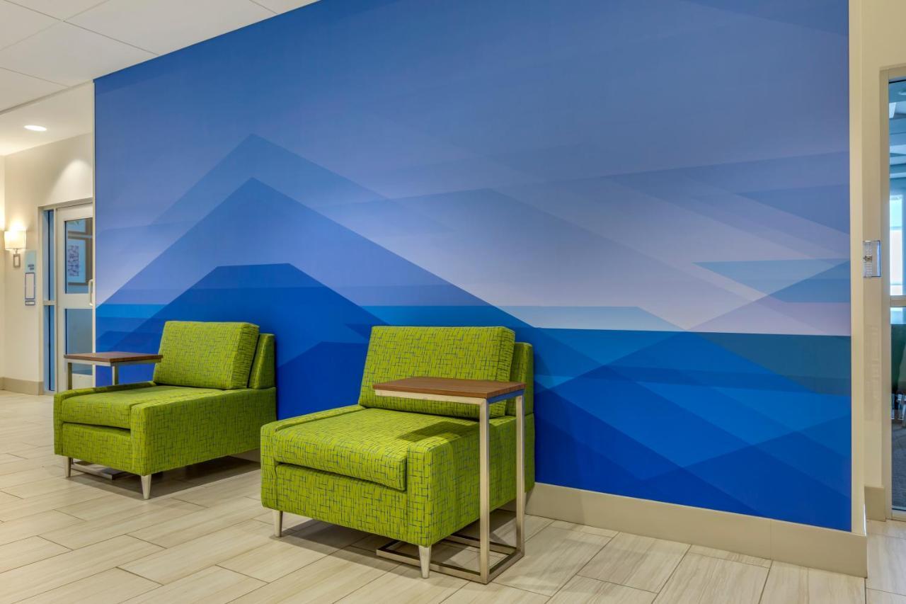 Holiday Inn Express & Suites - Phoenix Dwtn - State Capitol By Ihg Екстериор снимка