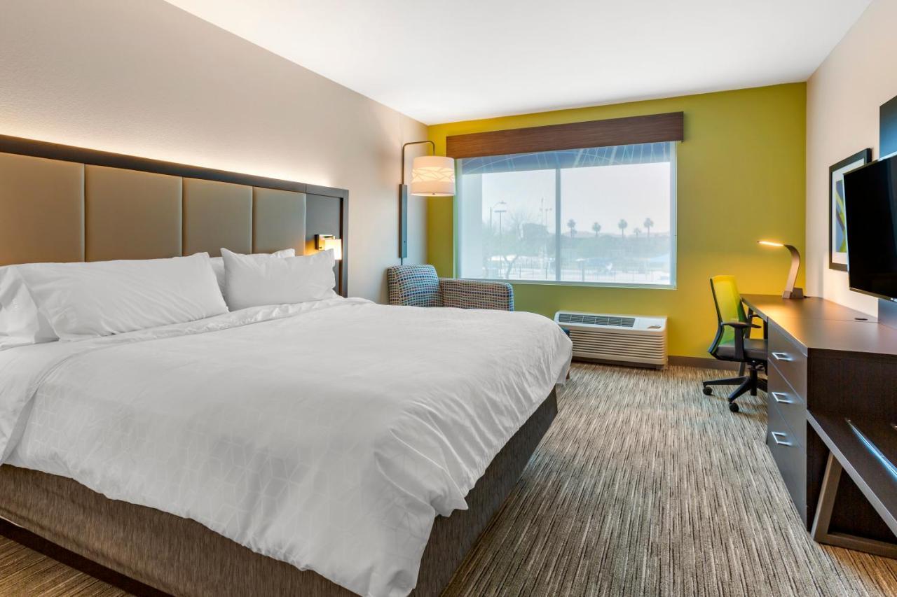 Holiday Inn Express & Suites - Phoenix Dwtn - State Capitol By Ihg Екстериор снимка