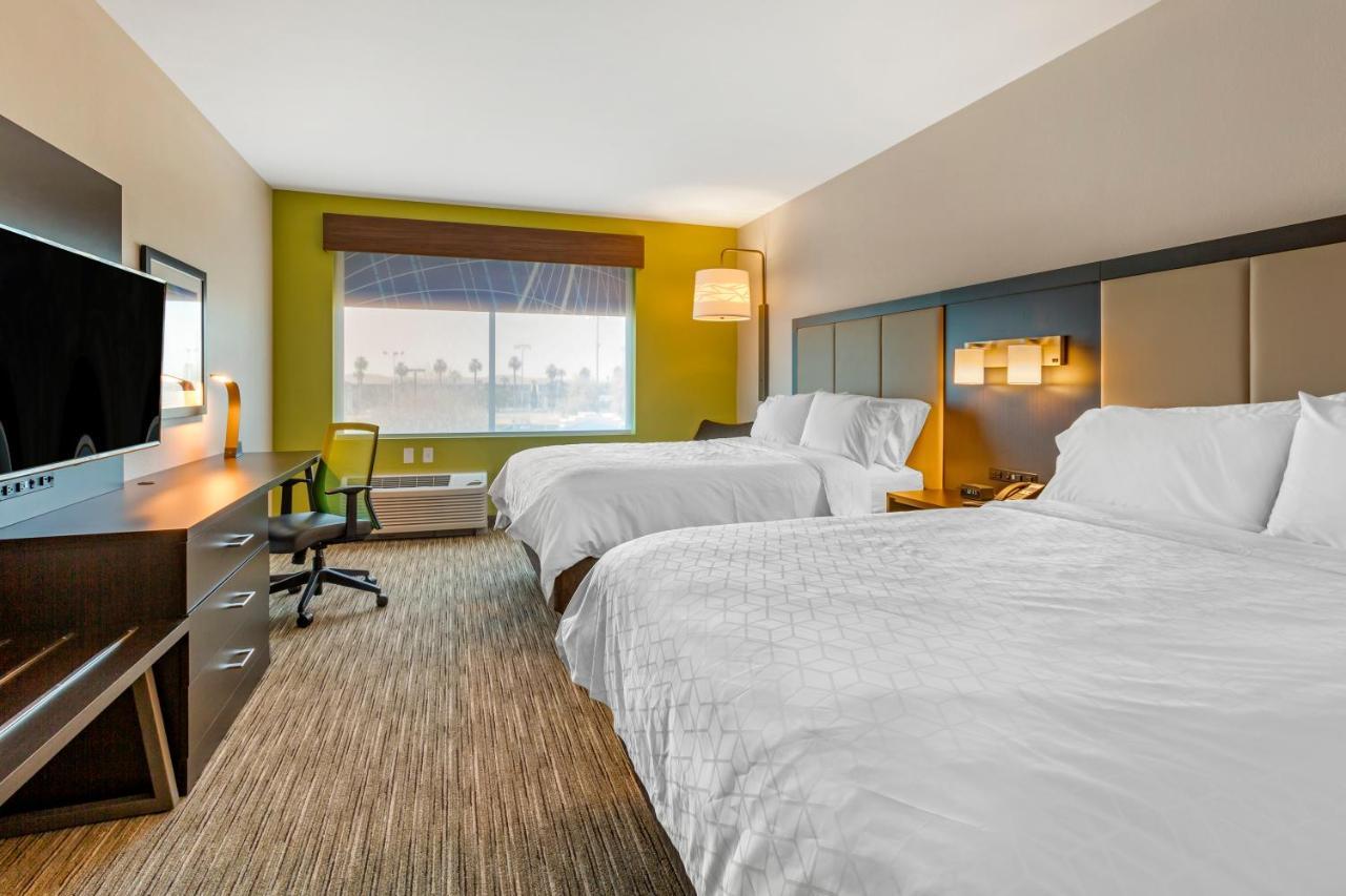 Holiday Inn Express & Suites - Phoenix Dwtn - State Capitol By Ihg Екстериор снимка